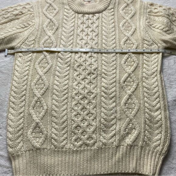 Alan Paige Cream Cable Knit Vintage 100% Wool Crew Neck Sweater Size 40 - Picture 7 of 9